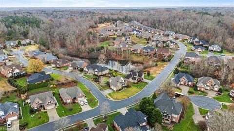 A home in Clemmons