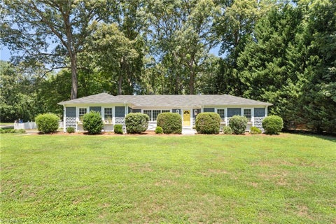 Homes For Sale - 4831 Welwyn Road<br/> Winston-Salem, NC 27104