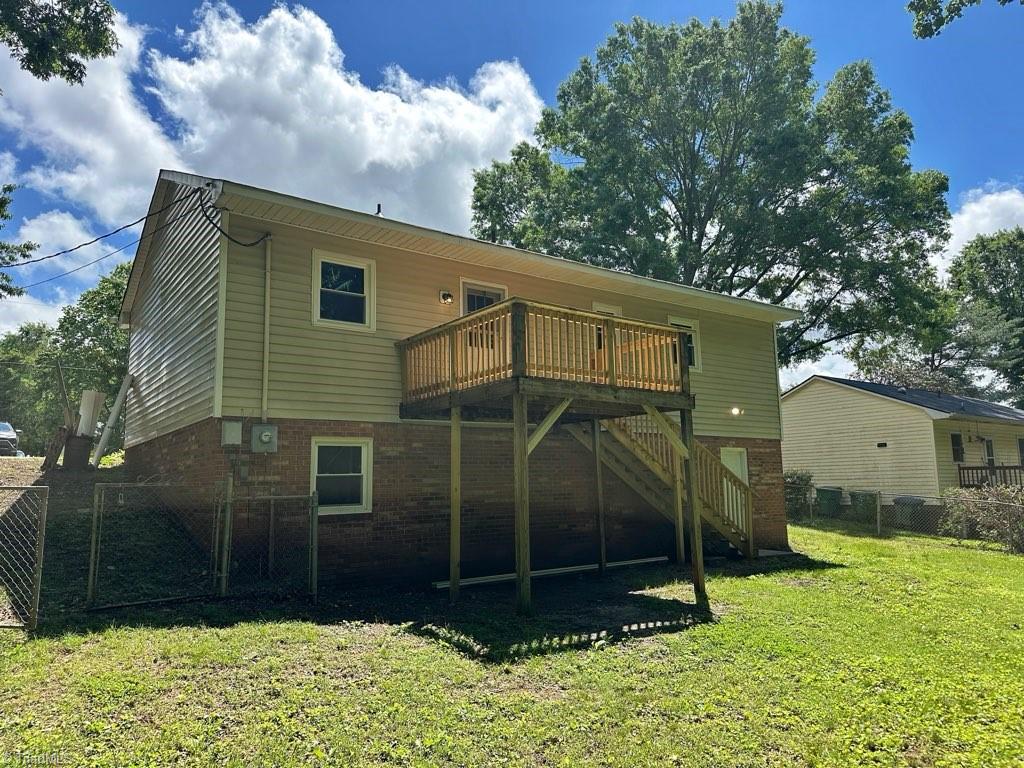 500 Heatherton Lane, Rural Hall, North Carolina image 2