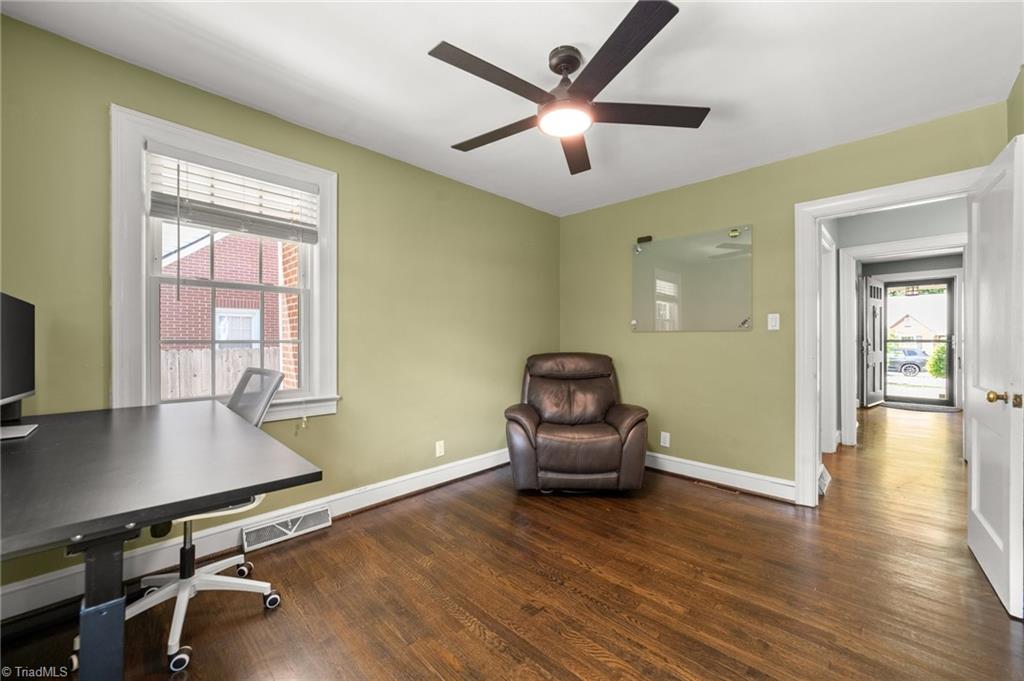 2507 Sherwood Street, Greensboro, North Carolina image 26
