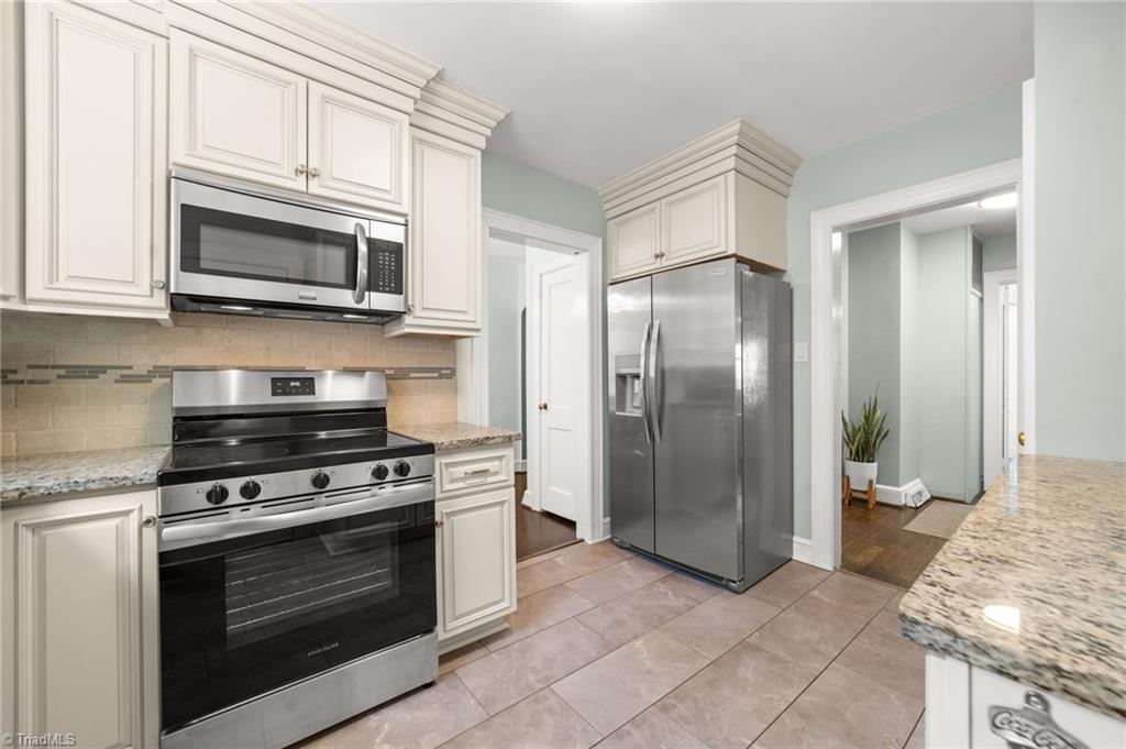 2507 Sherwood Street, Greensboro, North Carolina image 15
