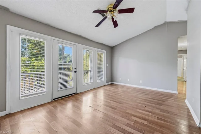 3117 Darden Road Unit L, photo 4 of 28