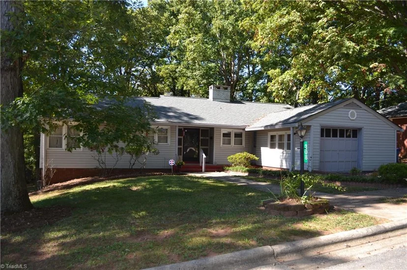 208 Hillcrest Drive, photo 1 of 34