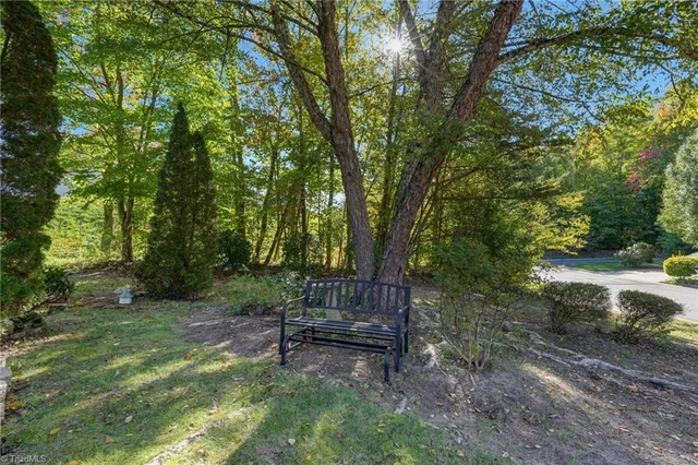 4790 Corinthian Way, photo 2 of 28