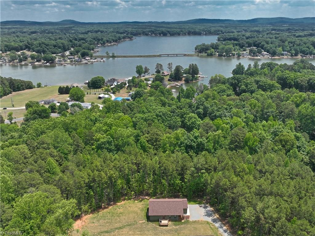 Photo of 985 Wafford Road, Lexington, NC 27292 (MLS # 1222022)
