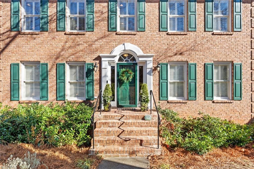 Photo of 303 Bing Crosby Boulevard, Bermuda Run, NC 27006 (MLS # 1205111)