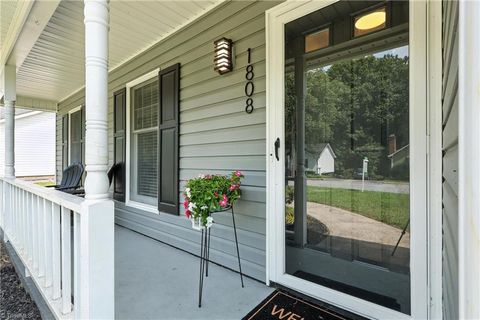 1808 Rivertrace Point High Point NC 27265