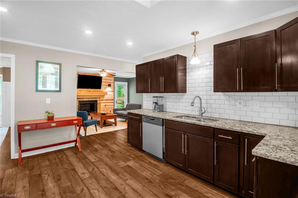 6804 Fox Horn Circle, Lewisville, North Carolina image 14