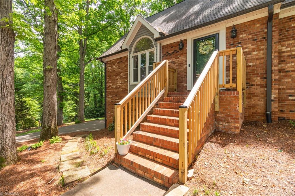 6804 Fox Horn Circle, Lewisville, North Carolina image 5