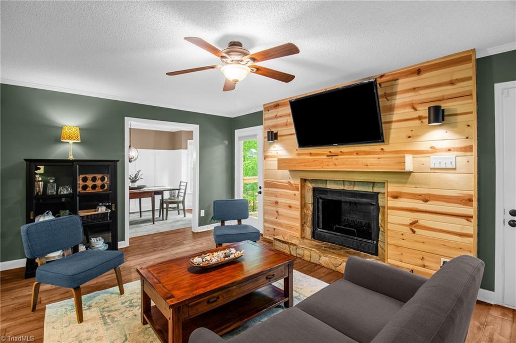 6804 Fox Horn Circle, Lewisville, North Carolina image 7
