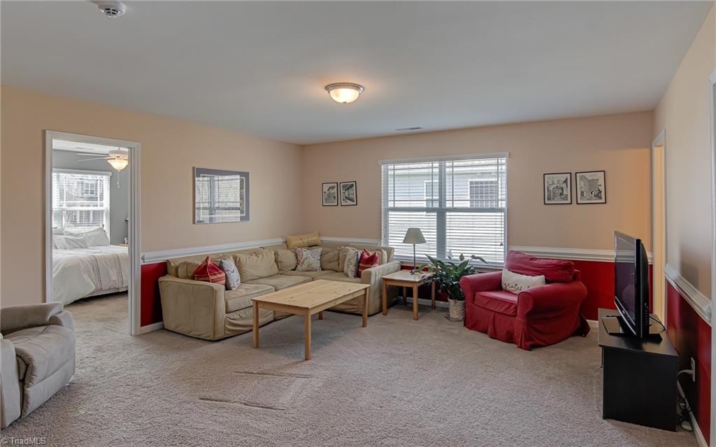 2681 Lamplight Circle, High Point, North Carolina image 24
