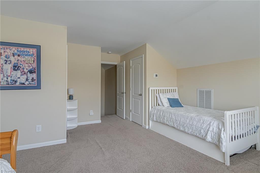 2681 Lamplight Circle, High Point, North Carolina image 39