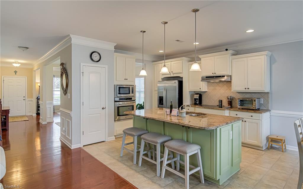 2681 Lamplight Circle, High Point, North Carolina image 12