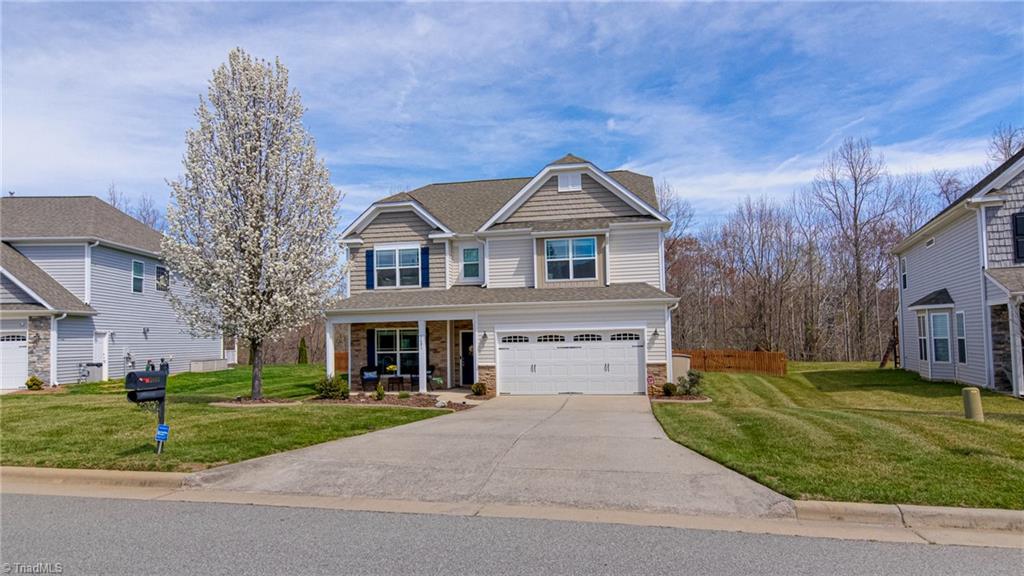 2681 Lamplight Circle, High Point, North Carolina image 2