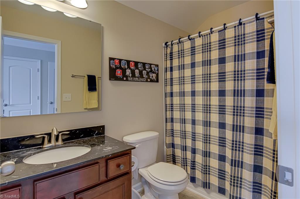 2681 Lamplight Circle, High Point, North Carolina image 40
