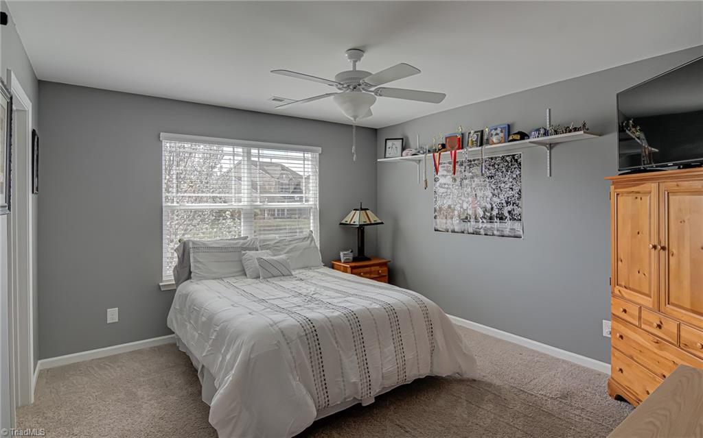 2681 Lamplight Circle, High Point, North Carolina image 28