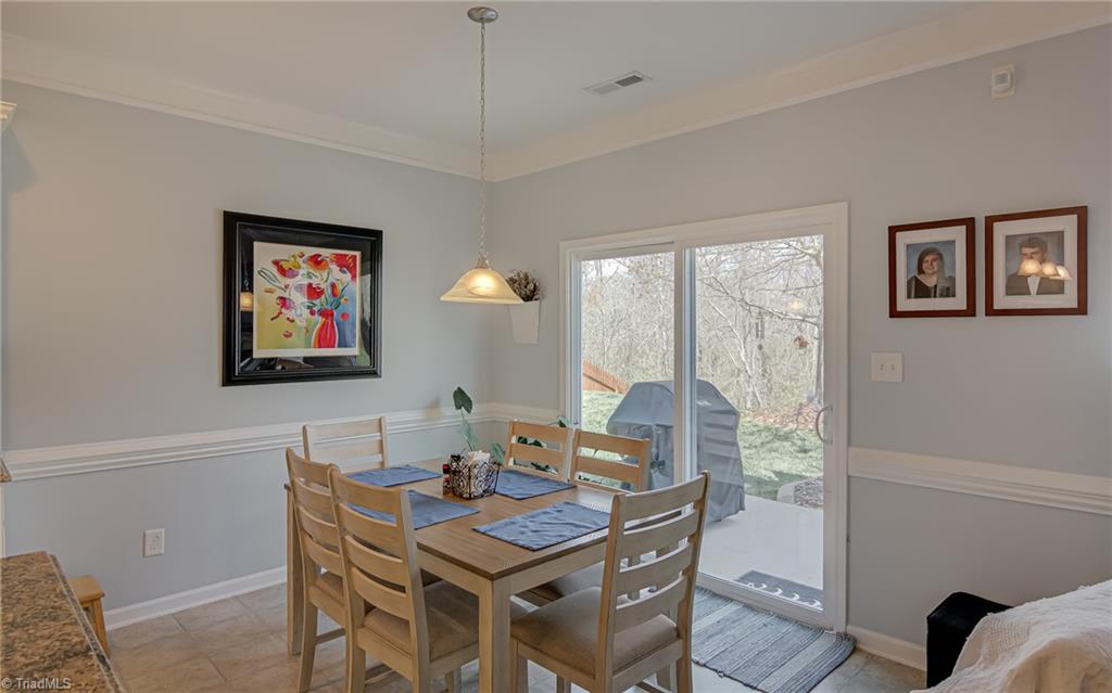 2681 Lamplight Circle, High Point, North Carolina image 13