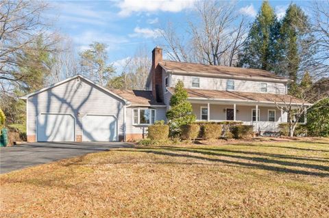 A home in Mount Airy