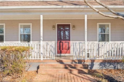 A home in Mount Airy