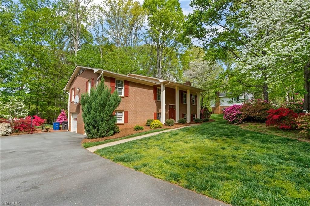 Photo of 2070 Duckworth Court, Winston-Salem, NC 27106 (MLS # 1215955)