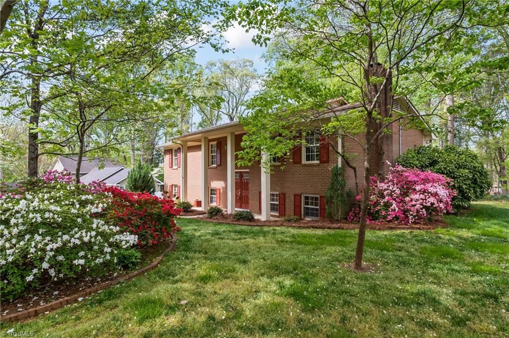 Photo of 2070 Duckworth Court, Winston-Salem, NC 27106 (MLS # 1215955)