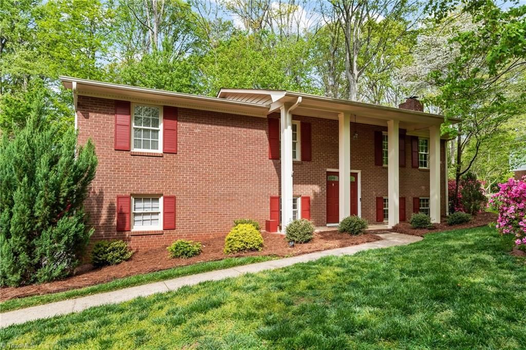 Photo of 2070 Duckworth Court, Winston-Salem, NC 27106 (MLS # 1215955)