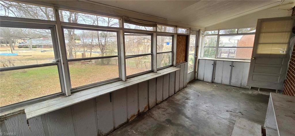 206 Friendly Road, Burlington, North Carolina image 29
