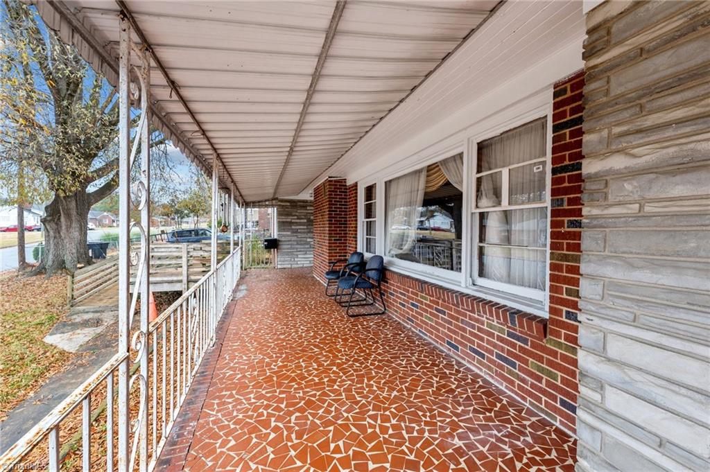 206 Friendly Road, Burlington, North Carolina image 5