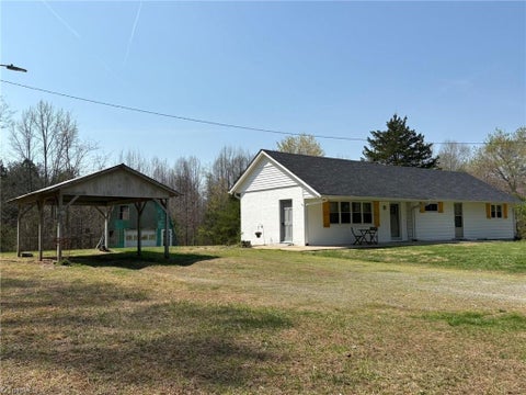 Homes For Sale - 1053 Hoots Road<br/> Yadkinville, NC 27055