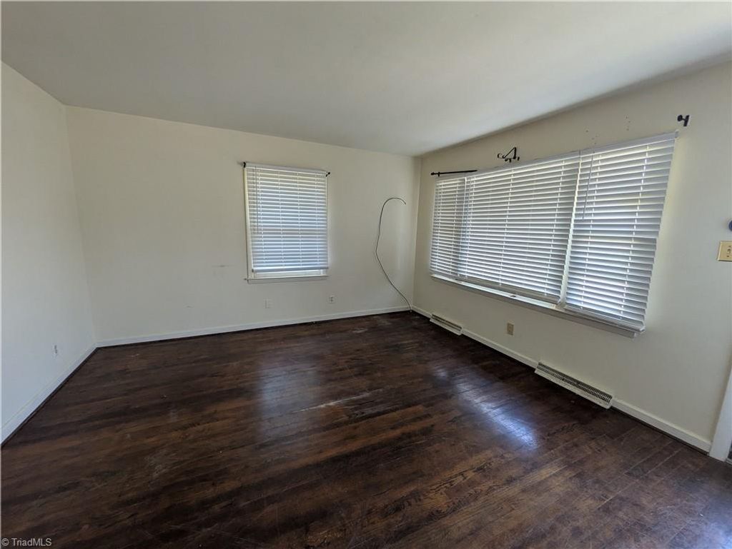 Photo of 4004 Wooddale Lane, Greensboro, NC 27405 (MLS # 1214034)