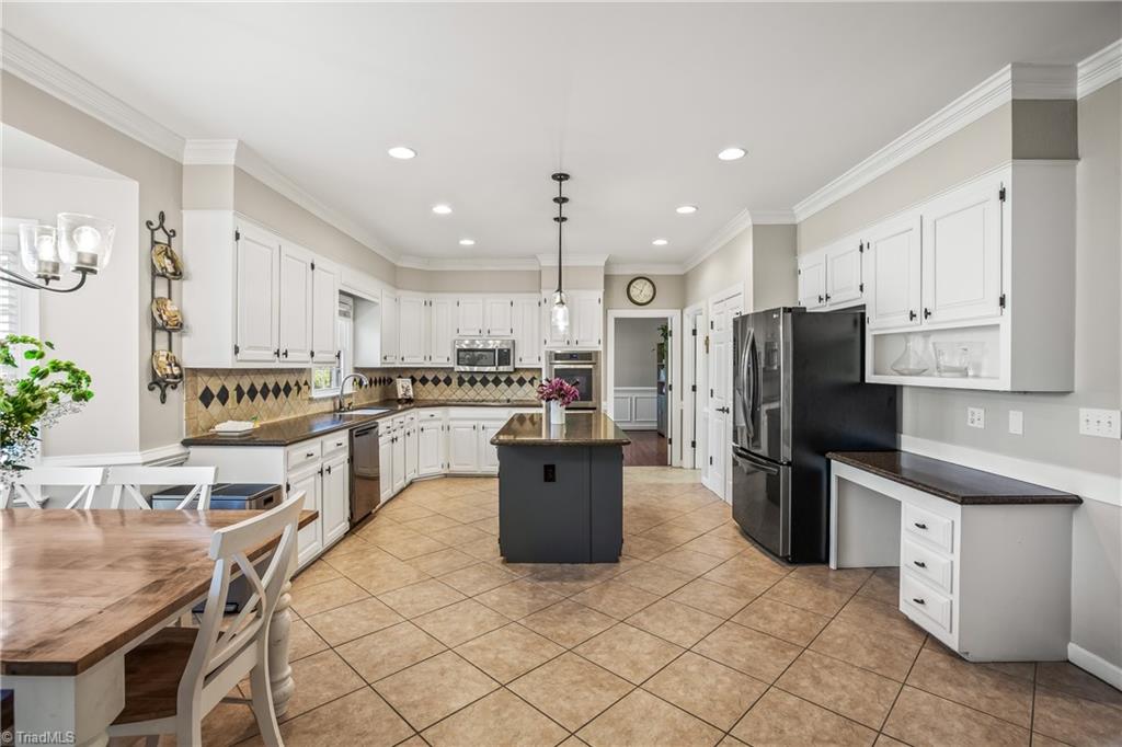 250 Birchridge Drive, Kernersville, North Carolina image 6