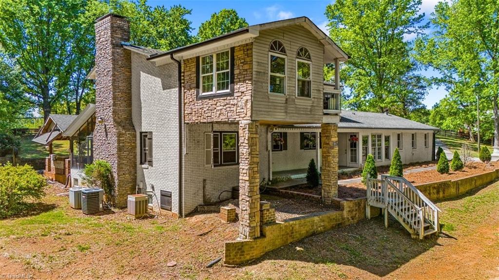 1861 Sandy Ridge Road