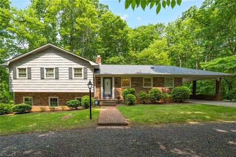 2665 Kecoughtan Road Pfafftown NC 27040