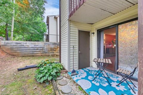 A home in Kernersville