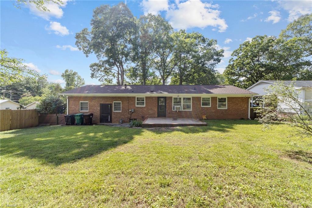 1306 Prescott Place, High Point, North Carolina image 24