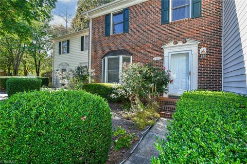 2536 Cottage Place Greensboro NC 27455