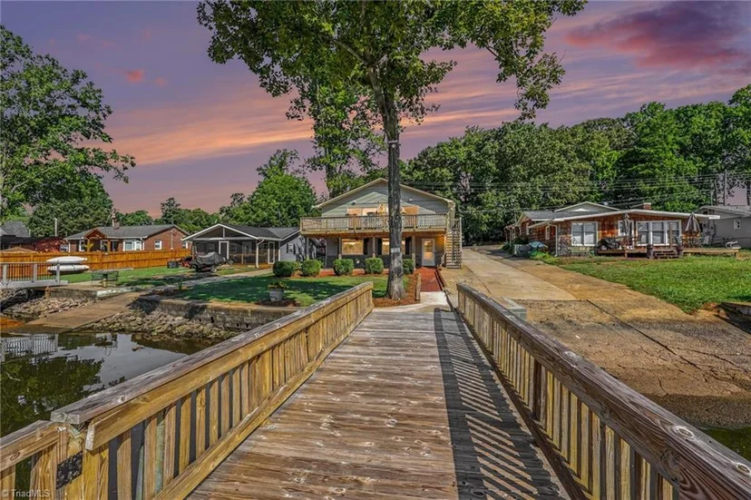 414 Lakeshore Drive, photo 1 of 46