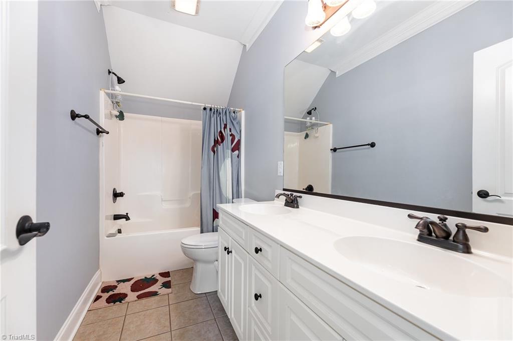 5104 Ivy Trace Court, Clemmons, North Carolina image 21