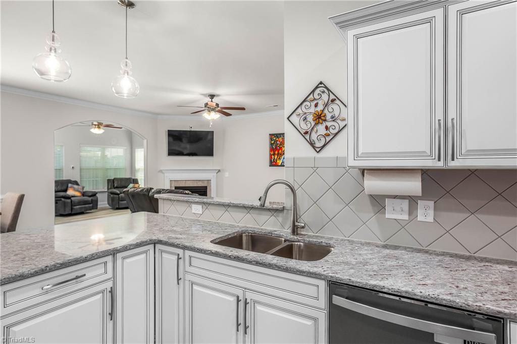 1506 Land Grove Drive, Kernersville, North Carolina image 15