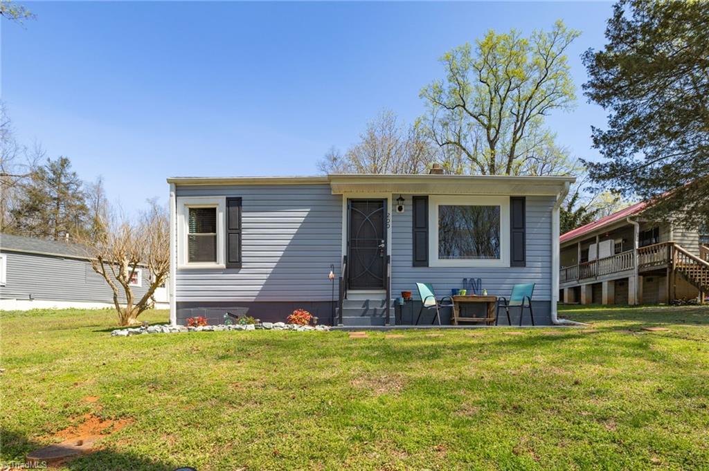 200 Aberdeen Drive, Lexington, North Carolina image 1