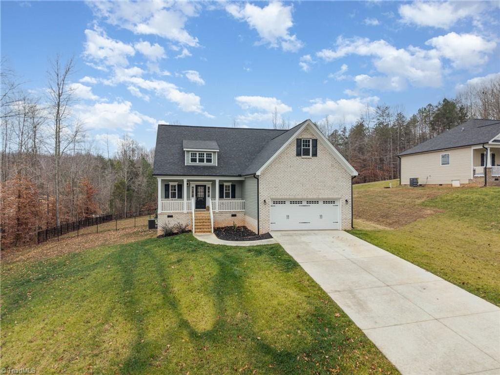 Photo of 3086 Wesley Farm Lane, Sophia, NC 27350 (MLS # 1204023)