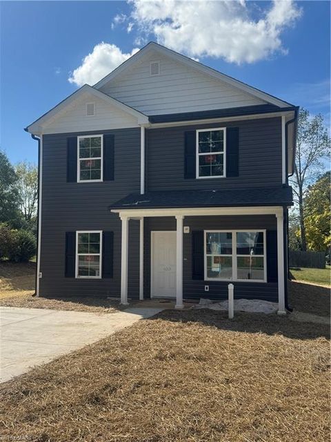 Homes For Sale - 403 Carroll Street<br/> Rockingham County, Reidsville, NC 27320