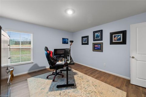 listing image 38