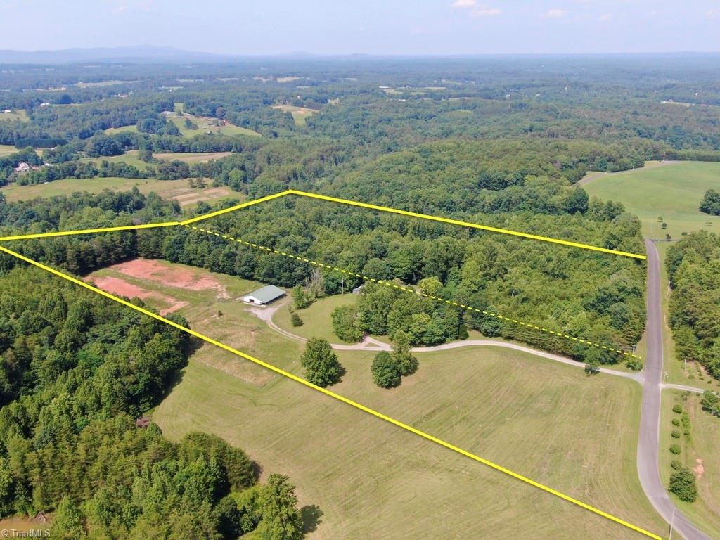 1125 Apple Blossom Lane