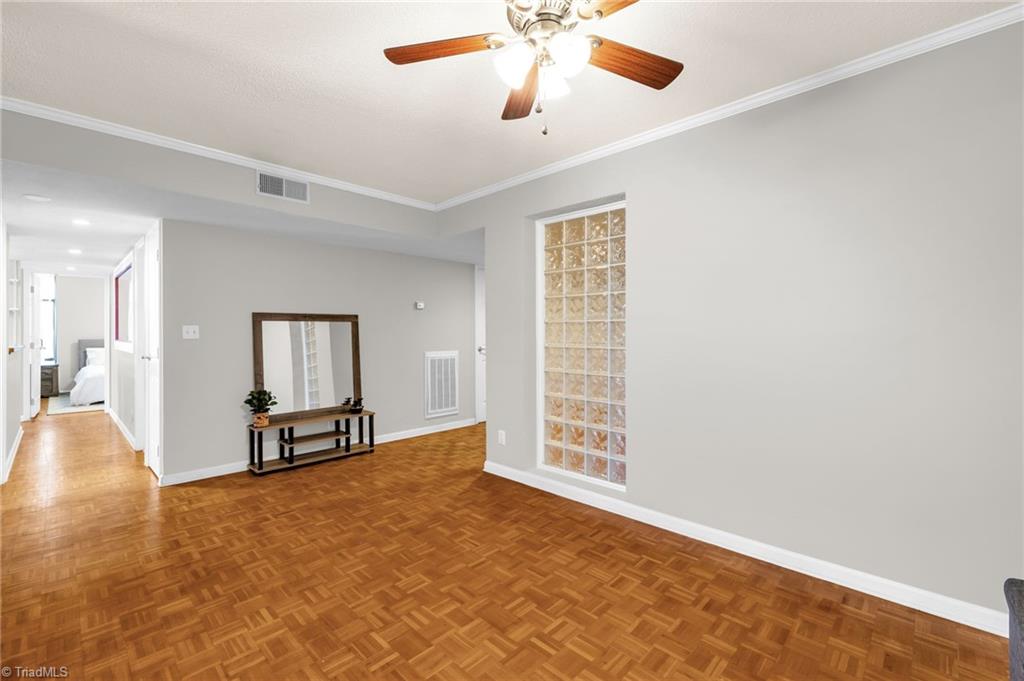1101 Elm Street #607, Greensboro, North Carolina image 11