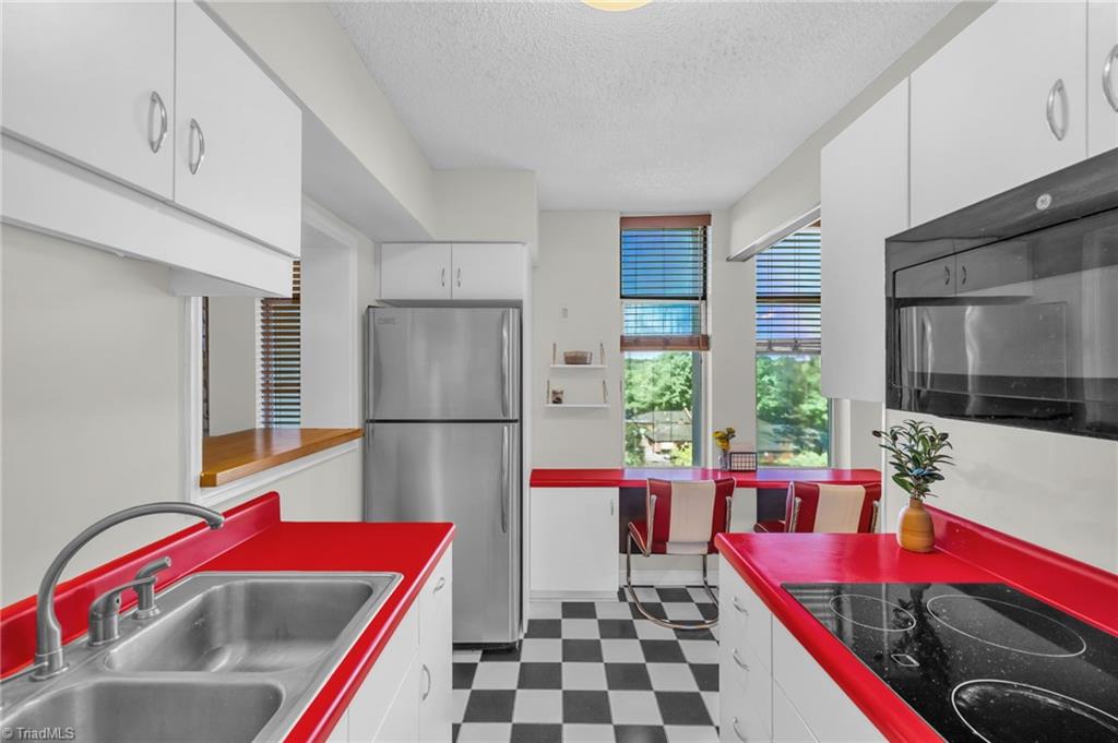 1101 Elm Street #607, Greensboro, North Carolina image 17