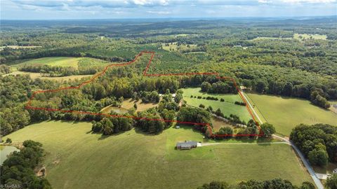 Homes For Sale - 3168 Benny Lineberry Road<br/> Climax, NC 27233