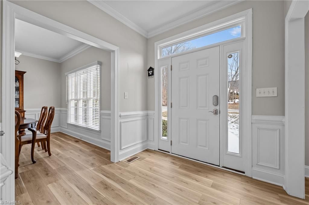 Photo of 7511 Kristen Drive, Oak Ridge, NC 27310 (MLS # 1208165)