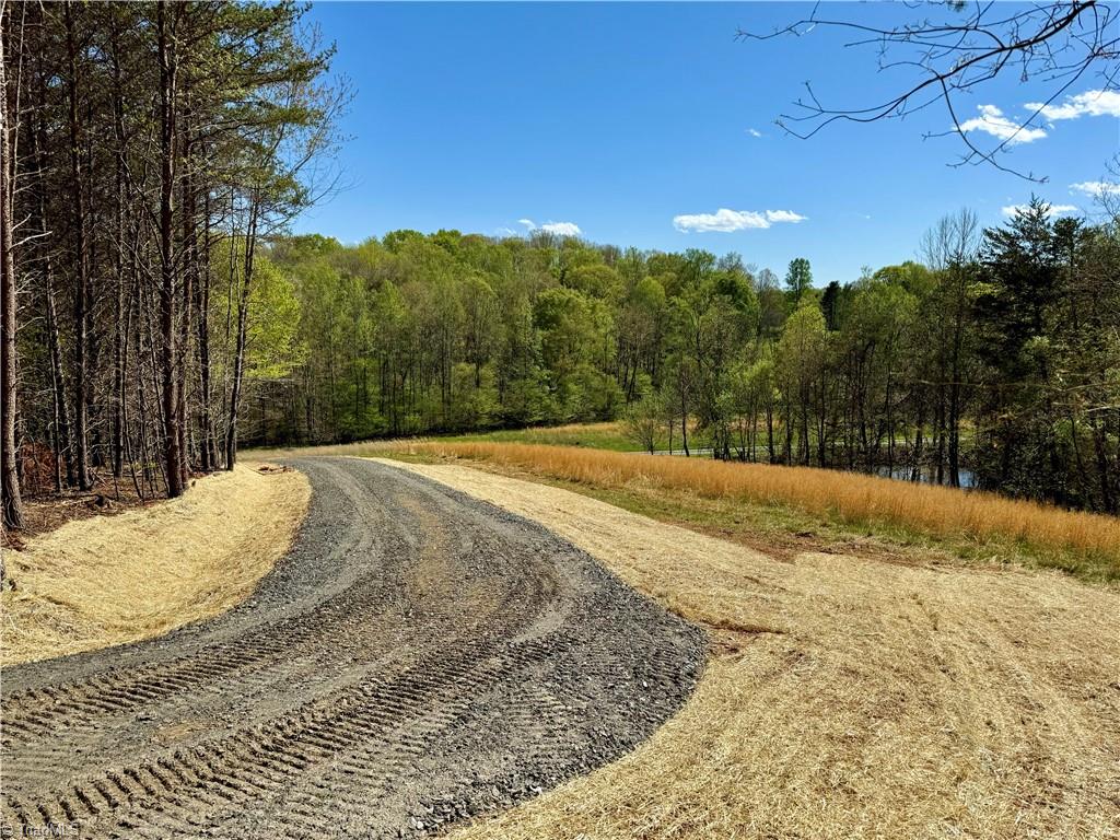 2 Thomas Farm Road, King, North Carolina image 17