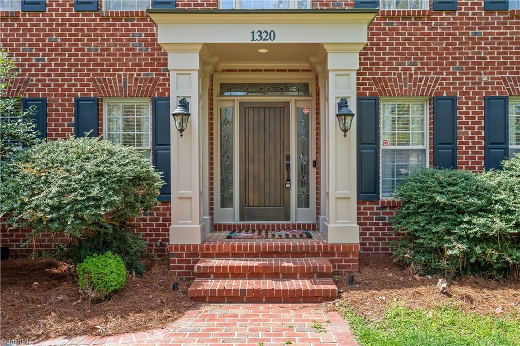 1320 Georgetown Court, High Point, North Carolina image 3